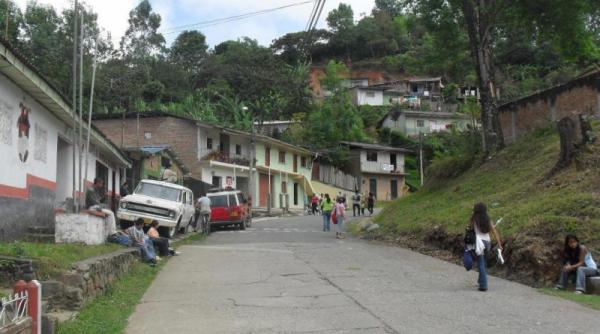 locuitorii unui cartier din cordoba au strans semnaturi impotriva stabilirii romanilor in zona