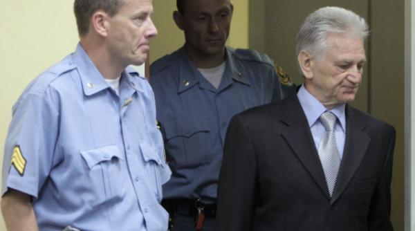 fostul sef al armatei iugoslave condamnat la 27 de ani de inchisoare