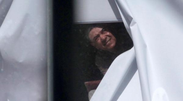 un barbat care ameninta ca are o bomba a luat ostatica o fetita intr un tribunal din sydney