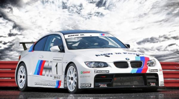 un bmw m3 ca de curse