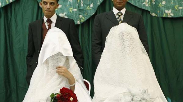 cea mai tare meserie din lume dezvirginator atentie are si riscuri mari