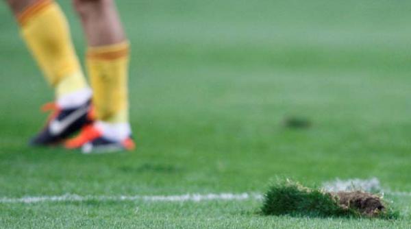 steaua joaca pe 21 septembrie pe gazon nou