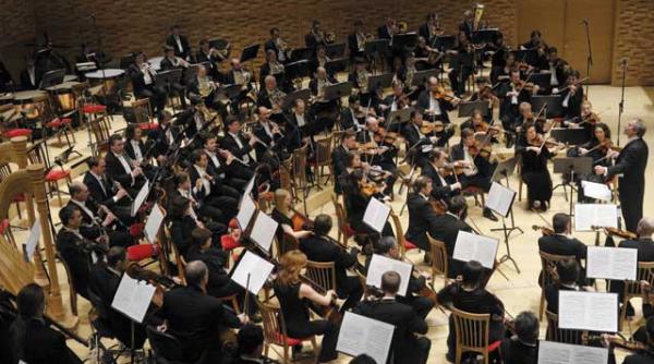 orchestra simfonica a teatrului mariinski