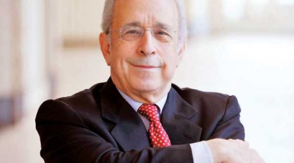 lawrence foster programez in concertele mele lucrari de enescu ori de cate ori pot