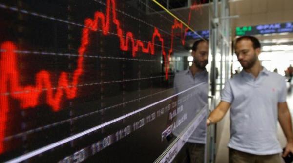 ministrul de finante elen grecia mai are bani doar pana in octombrie