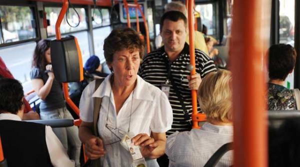 un calator cinstit vrea sa se razbune pe controlori video