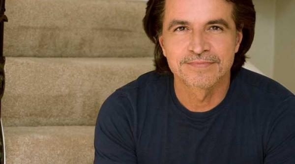 yanni si un suv blindat