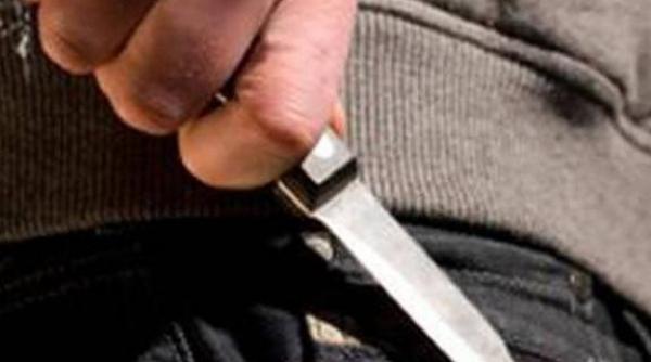 amenintari cu cutitul intr un liceu din capitala