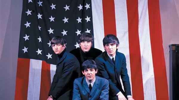 beatles din nou pe primul loc