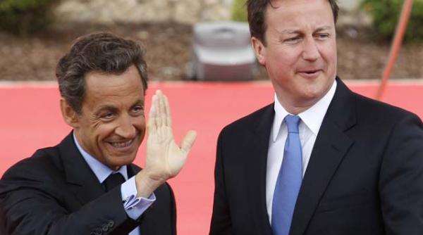 nicolas sarkozy si david cameron vizita istorica in libia
