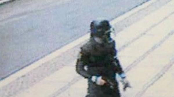 breivik cu cateva minute inaintea macelului din oslo fotografie in premiera