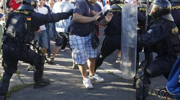 cehia in pragul unui pogrom impotriva romilor s a mobilizat si politia din germania