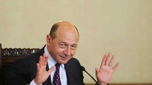 basescu nu avem bani pentru avioanele f16