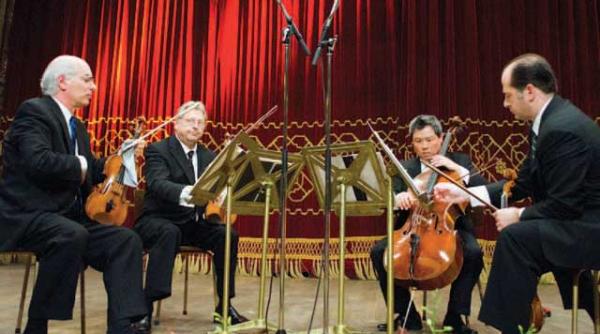 de la haydn la enescu concertul cvartetului fine arts