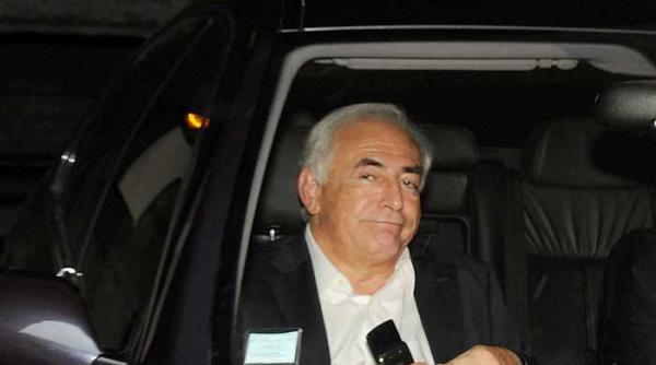 dsk nedorit in politica