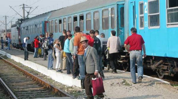 cfr ul pentru unii muma pentru altii ciuma angajatii sistemului feroviar obligati la zile neplatite in timp ce sefii raman cu sporurile