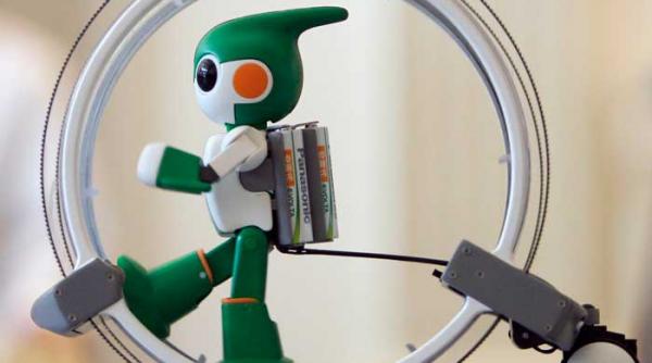 despre roboti numai de bine