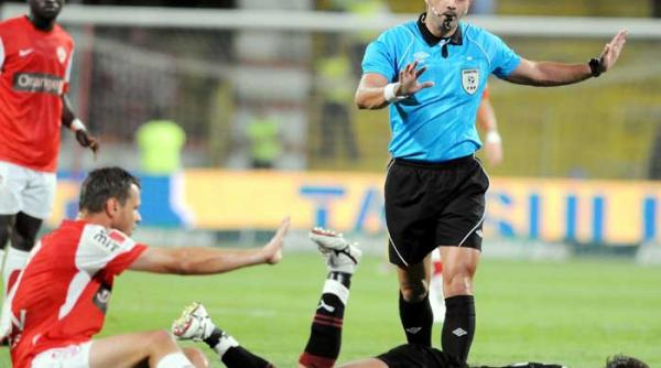 fals tratat de fotbal