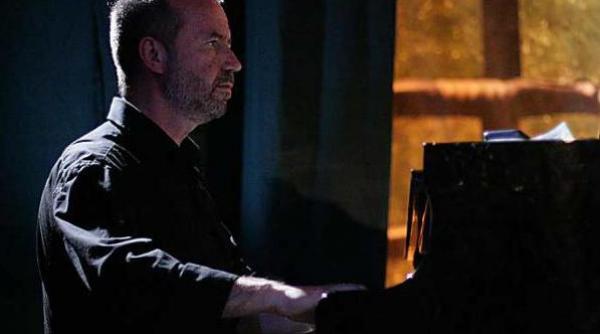 mircea tiberian johnny raducanu a fost figura emblematica a jazz ului romanesc