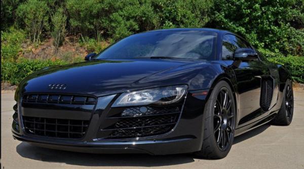 underground racing isi pune amprenta pe audi r8