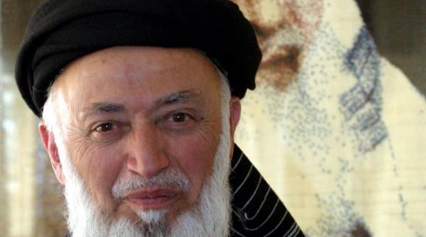 fostul presedinte afgan ucis de o bomba ascunsa in turbanul atentatorului sinucigas