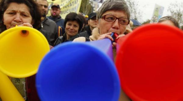 confederatiile sindicale se suspenda din toate comisiile de dialog social si din ces