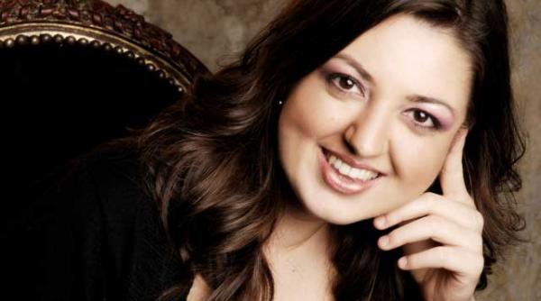 alexandra dariescu regina pianului din romania a cantat cu dirijorul de la ceremonia nuntii printului william