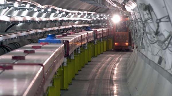 particula mai rapida ca lumina s a inselat einstein ori s a descoperit o noua dimensiune