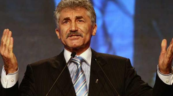 ioan oltean regreta comparatia facuta intre regele mihai si regele cioaba afirmand ca era mai detasat cand a facut afirmatia