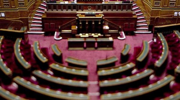 franta trage spre stanga