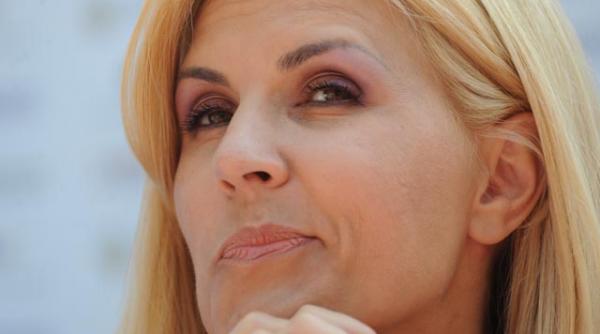 elena udrea vrea si agentia nationala de cadastru si publicitate imobiliara