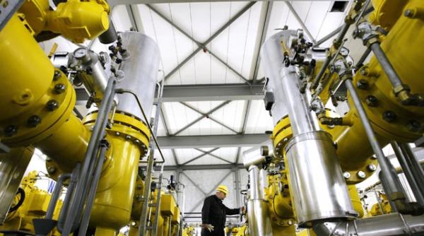 comisia europeana ancheteaza 10 companii de gaze state din europa centrala si de est din care unele detinute de gazprom