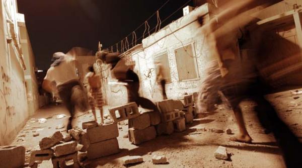 20 de medici din bahrein vor face ani grei de puscarie pentru ca i au tratat pe protestatari