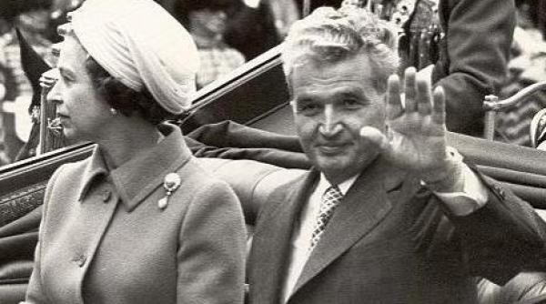 regina elisabeta a ii a s a pitit dupa un tufis pentru a evita o discutie cu ceausescu