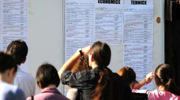 unde se pot angaja cei doua mii de oameni ramasi fara slujbe dupa inchiderea fabricii nokia