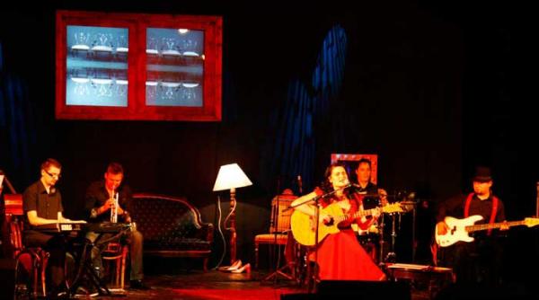 sublimul triunghiului conjugal