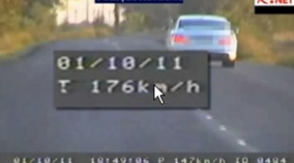 a fost amendat de doua ori in 15 minute pentru depasirea vitezei video