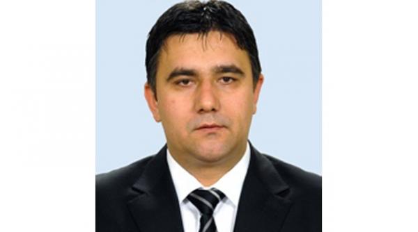 politicienii hunedoreni scapa boii in porumb nicula sunteti drogata muntean mort esti dumneata video