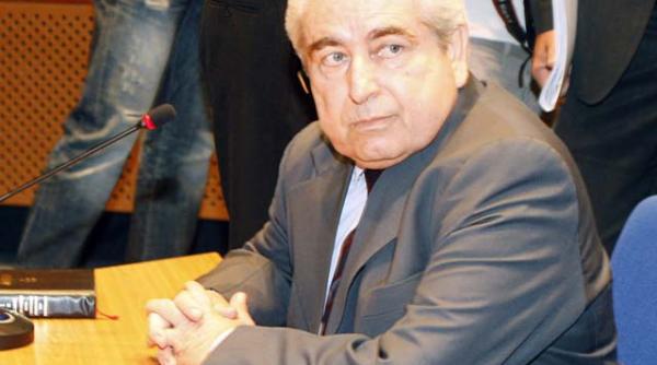 presedintele ciprului invinuit oficial pentru explozia in care si a pierdut viata seful fortelor navale