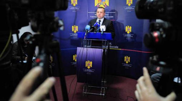 sotia fostului ministru al muncii si a falsificat cv ul