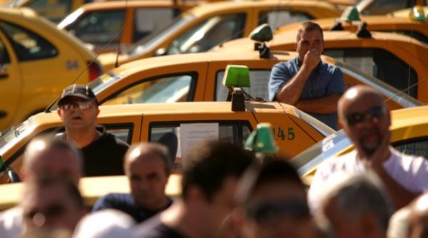 taximetrist injunghiat mortal in capitala