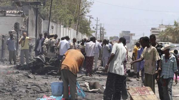 zeci de morti intr un atentat comis in capitala somaliei