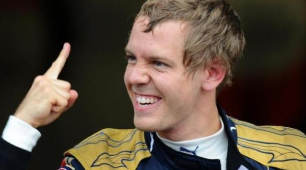 sebastian vettel primul pe gria de start a marelui premiu al japoniei si la un punct de titlul de campion