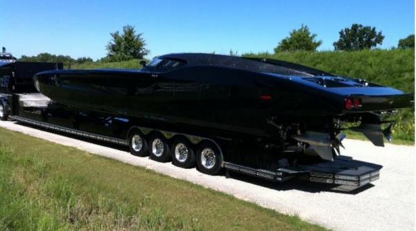 un fel de corvette pentru apa