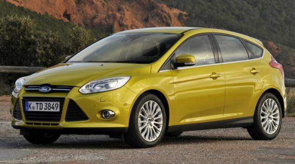 un colier din piese de focus