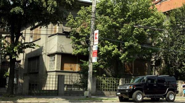 invadatorii din centrul timisoarei istoria cuceririi orasului de catre clanurile tiganesti