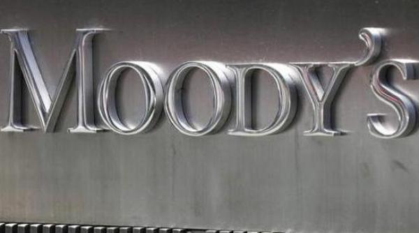 moody s ratingul frantei ar putea fi revizuit negativ