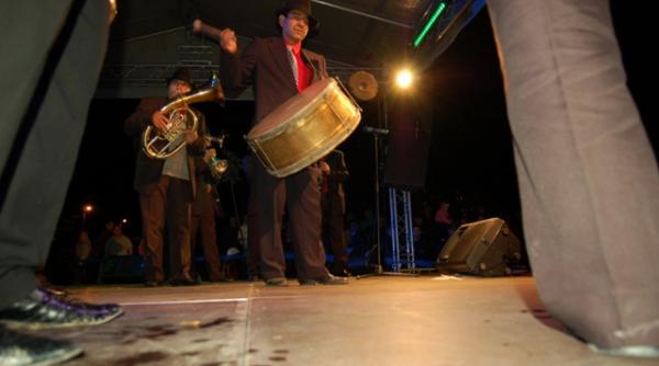 zece prajini pana la capatul lumii