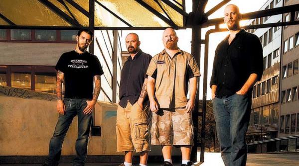 concert pro pain in clubul wings