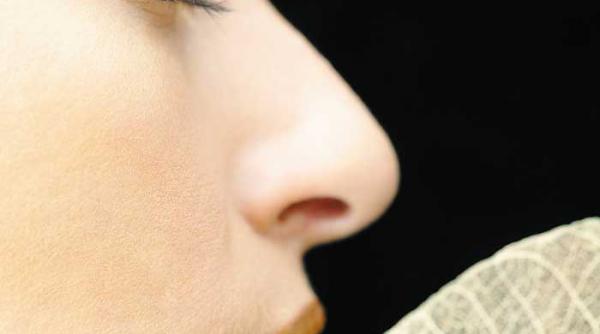 electricitate produsa de parul din nas